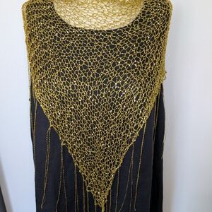 Handmade yellow gold knit shawl